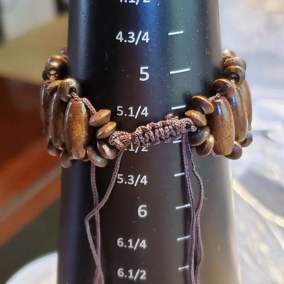 90s Y2K Vintage Dark Brown Wood Carved Acrylic Flower OSFA Adjustable Bracelet - Picture 10 of 10